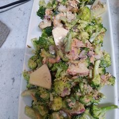 A picture of Broccoli salad.