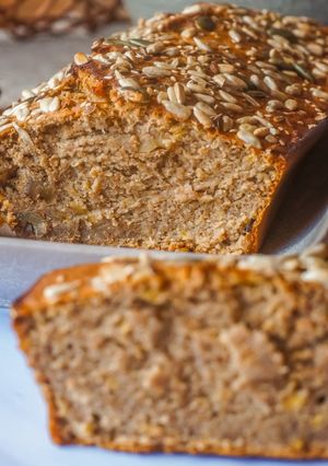 Una foto de Banana bread de plátano macho