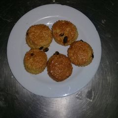 A picture of Rich Tea scones.