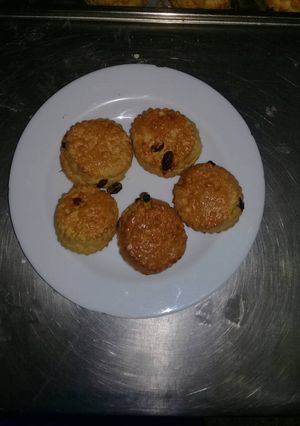 A picture of Rich Tea scones.