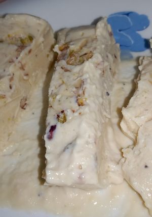 A picture of Kulfa Ice Cream.