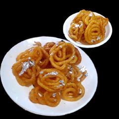 A picture of Instant jalebi.