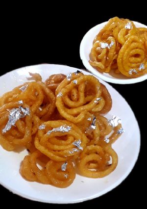 A picture of Instant jalebi.