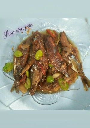 Foto resep Tumis ikan asin pete