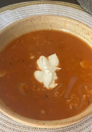Hagymás paradicsomleves recept fotója