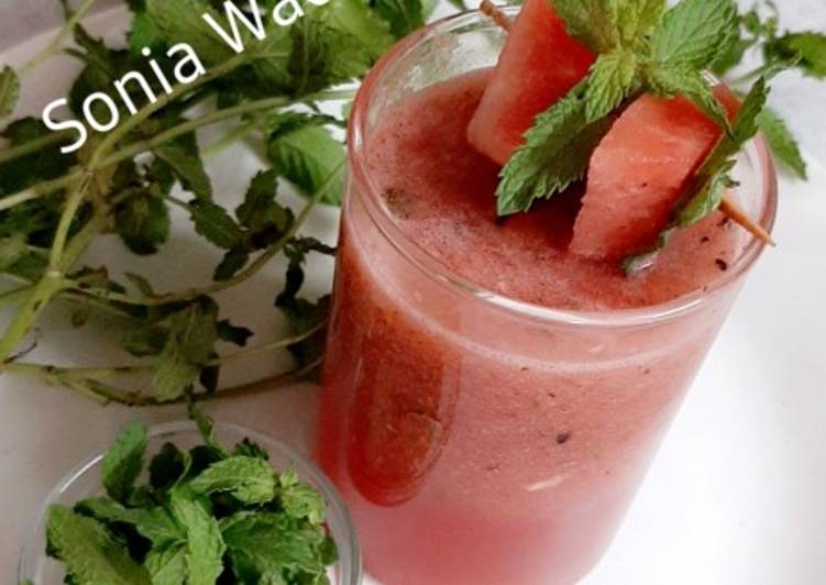 Recipe of Ultimate Farmhouse Watermelon Mint Juice