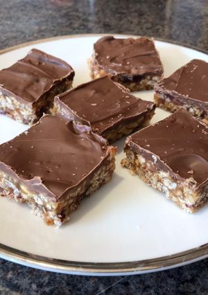 A picture of Rice Krispies® date squares.