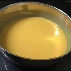 A picture of Saffron Vanilla, custard.