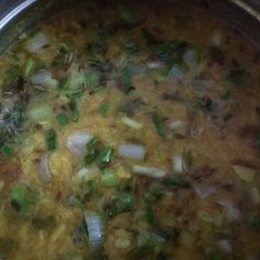A picture of Hare Pyaaz Hare Lahsun ki Mung Dal.