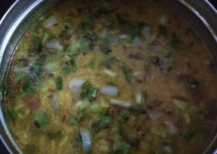 Recipe of Ultimate Hare Pyaaz Hare Lahsun ki Mung Dal