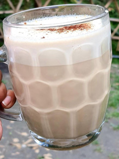 क्लासिक कोल्ड कॉफी (classic cold coffee recipe in Hindi) रेसिपी मुख्य फोटो