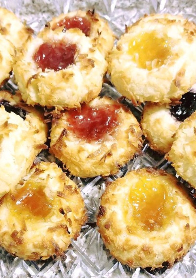 A picture of Coco Jam Cookie/Thumbprint Cookie.