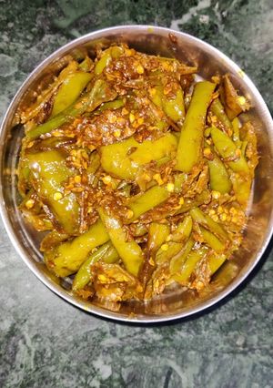 मसाला हरी मिर्च फ्राई(masala mirch fry recipe in hindi) रेसिपी मुख्य फोटो