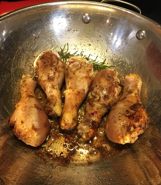 Foto principal de Muslos de Pollo al Sartén