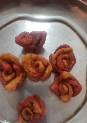 કમળ પુરી રેસીપી મુખ્ય ફોટો