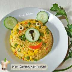 A picture of Nasi Goreng Kari Vegan.