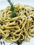 Bavette Barilla com Molho Pesto e Alcaparras