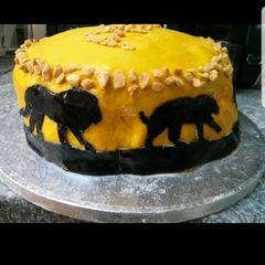 A picture of Lion King Circle of Life Cake.