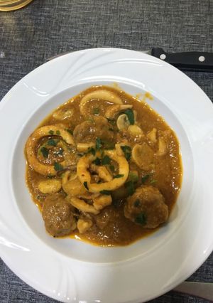 Foto principal de Albóndigas con calamar 🦑