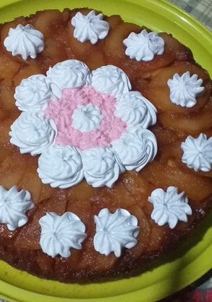 Una foto de Tarta invertida de peras 🍐