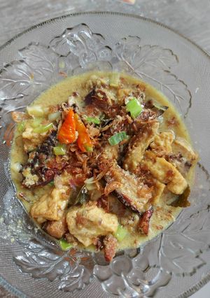 Foto resep Ikan Asap Bumbu Kuning Praktis