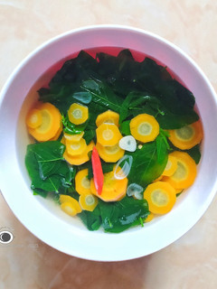 Foto resep Sayur Bening Daun Katuk Wortel