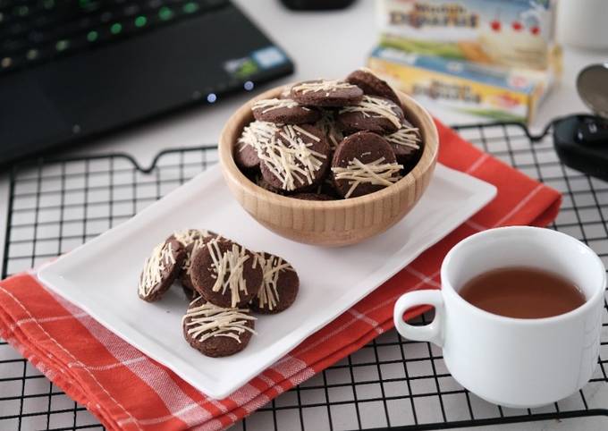 Resep Emina Cheese Choco Cookies, Bisa Manjain Lidah