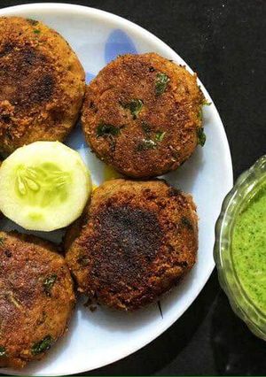 राजमा गलौटी कबाब (Rajma Galouti kebab recipe in Hindi) रेसिपी मुख्य फोटो