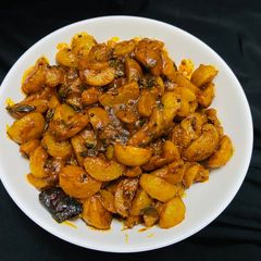 A picture of Amla /Gooseberry pickle.