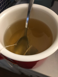 Una foto de Infusión de albahacas-Menta-Té verde-miel