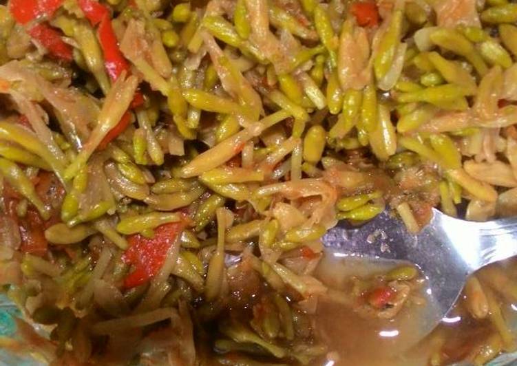 Tumis kembang kates