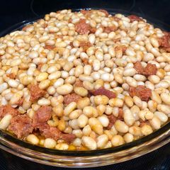A picture of Chouriço & Bean Casserole.