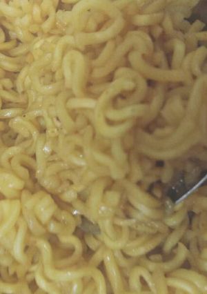 صورة لوصفة اندومي بصويا اللذيذه 🍝😋💕