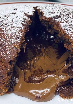 รูปของ Molten Chocolate Lava เค้กช็อกโกแลตลาวาสุดฮิต ไม่ทำไม่ได้แล้ว!