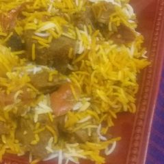 A picture of Daigi beef biryani.