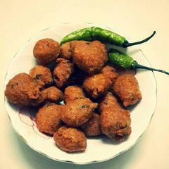 A picture of Moong Dal Pakode.