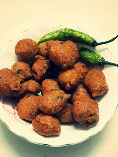 A picture of Moong Dal Pakode.
