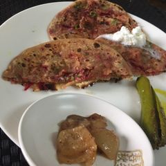 A picture of Navratan paratha.