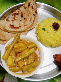सहजन की सब्जी (Sahjan ki sabzi recipe in hindi) रेसिपी मुख्य फोटो