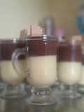 Postre de vainilla y chocolate