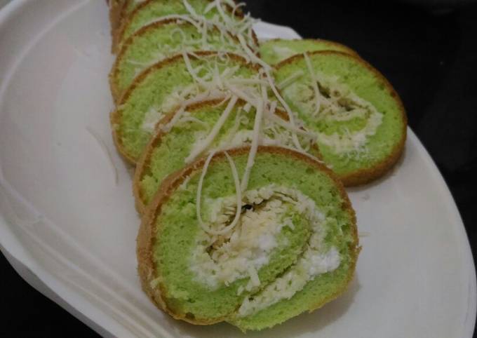 Bolu gulung pandan keju happycall