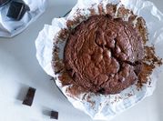 Une photo de fondant au chocolat