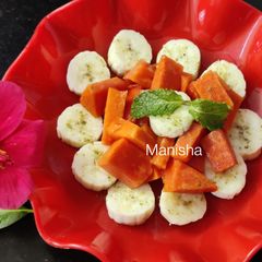 A picture of Papaya Banana Chaat (Fruits Plate).
