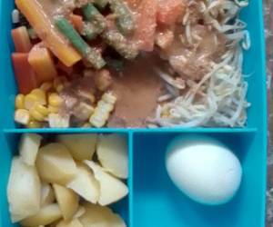 Siap Saji Pecel sayur bumbu kacang Nikmat Lezat