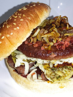 Una foto de Hamburguesa casera (no apta para cenar)
