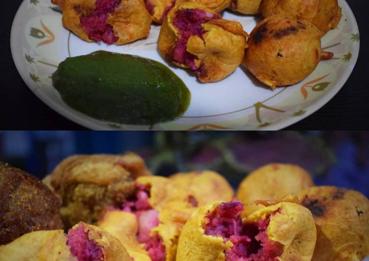 Steps to Prepare Any-night-of-the-week Aaloo beet bondas