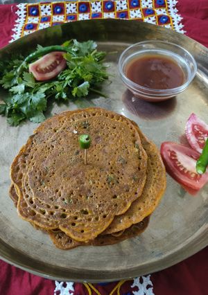 ચણા ના લોટ ના પુડલા (Chana Flour Pudla Recipe In Gujarati) રેસીપી મુખ્ય ફોટો