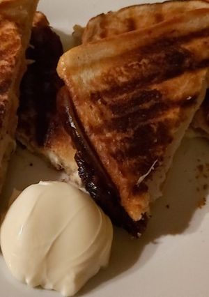 A picture of My grilled turkey sandwich.