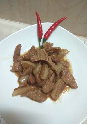 Hình của món Thịt kho đường thơm ngon.