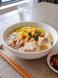 MÌ tươi nấu sườn non